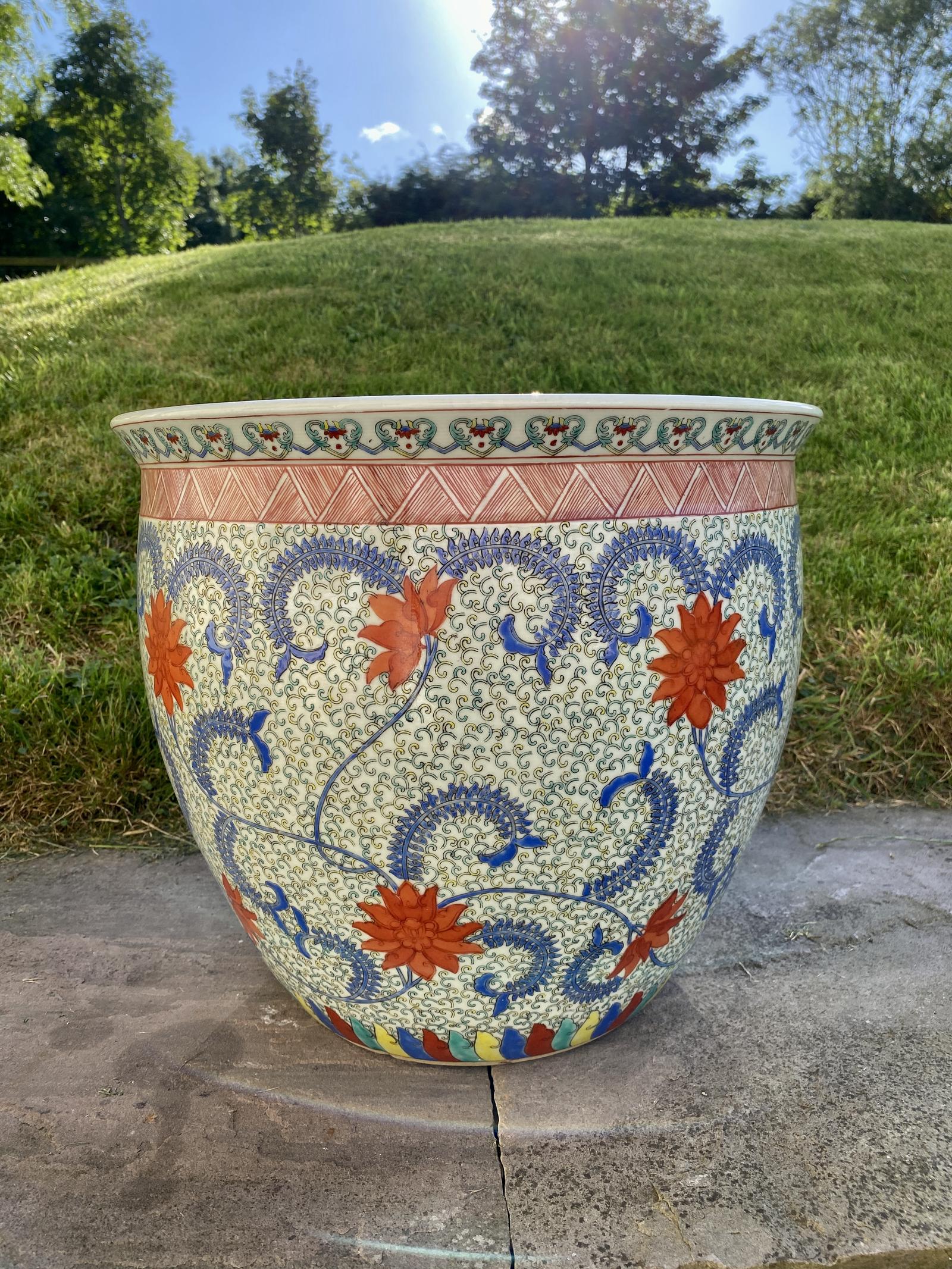 Large Chinese Fishbowl c.1920 (1 of 9)