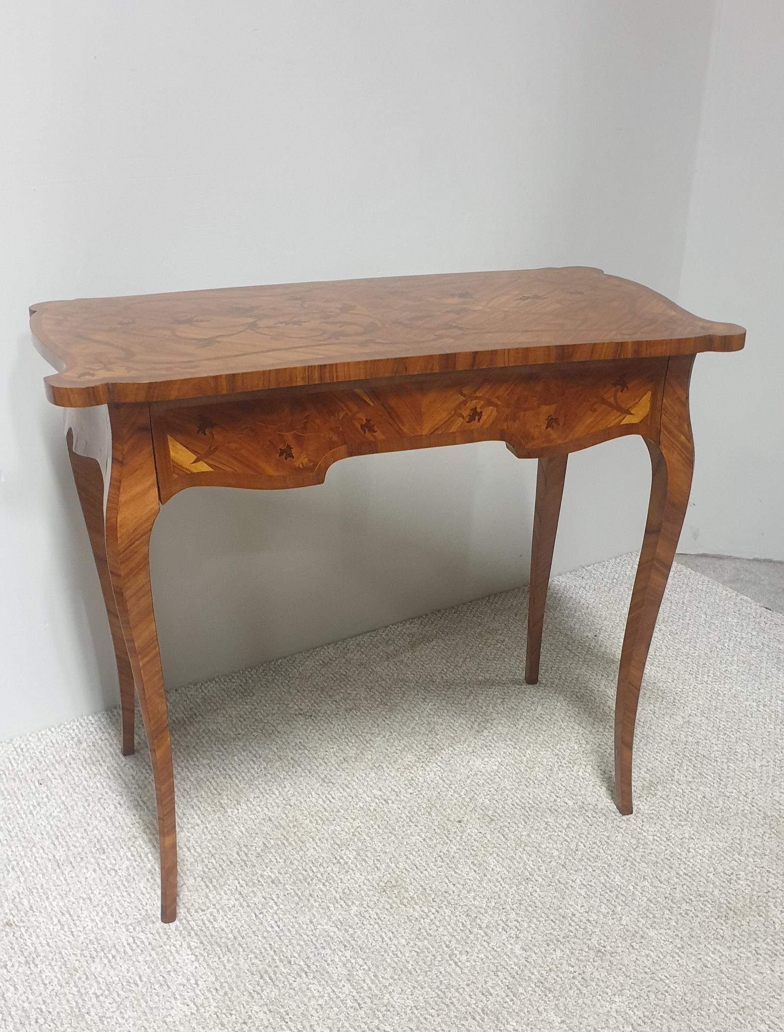 French Marquetry Ladies Desk (1 of 1) French Marquetry Ladies Desk (1 of 1)