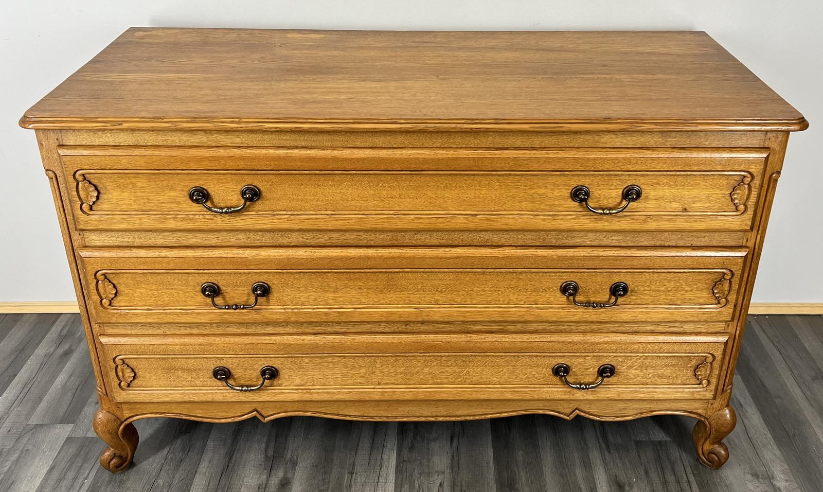 Vintage French Louis XIV Style Chest of Drawers (1 of 11)