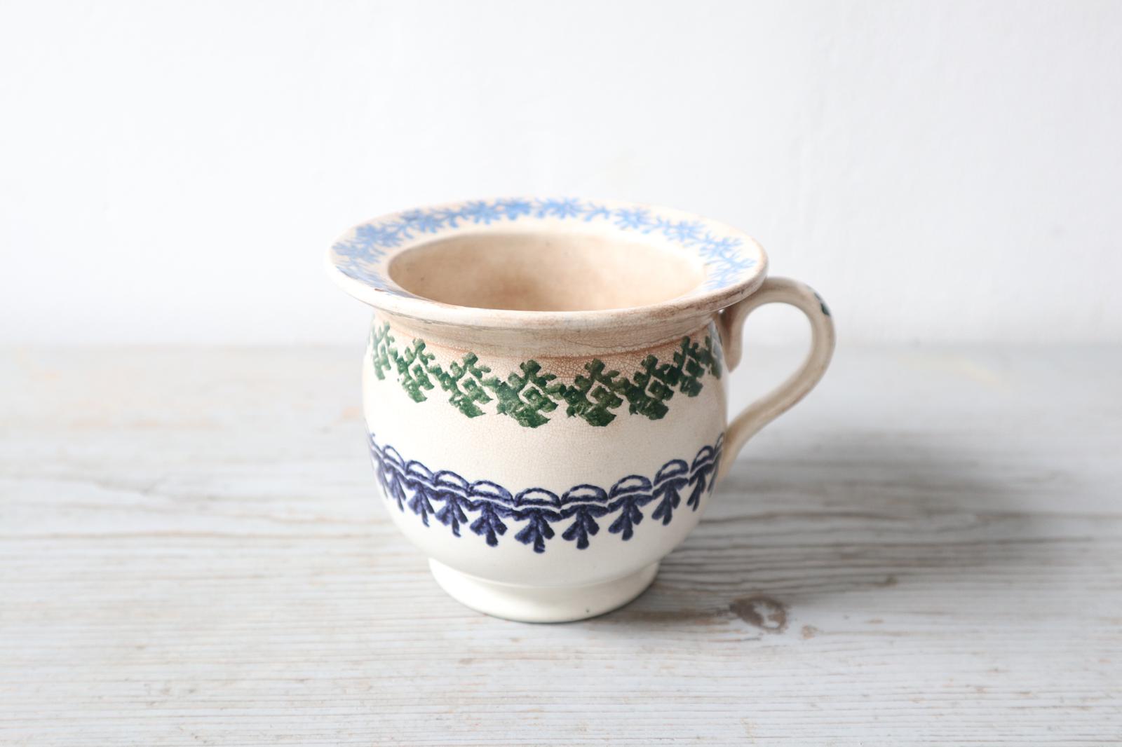 19th Century Scottish Spongeware Pottery Single Handled Porringer (1 of 29)