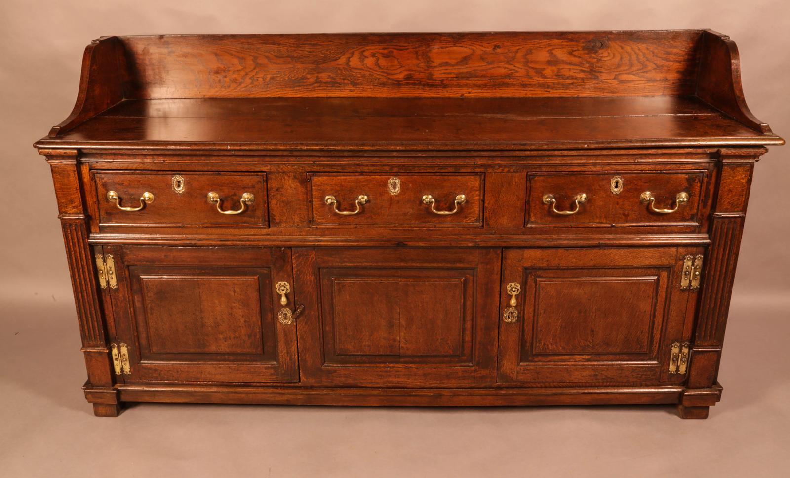Good Georgian Serving Dresser in Oak (1 of 16) Good Georgian Serving Dresser in Oak (1 of 16)
