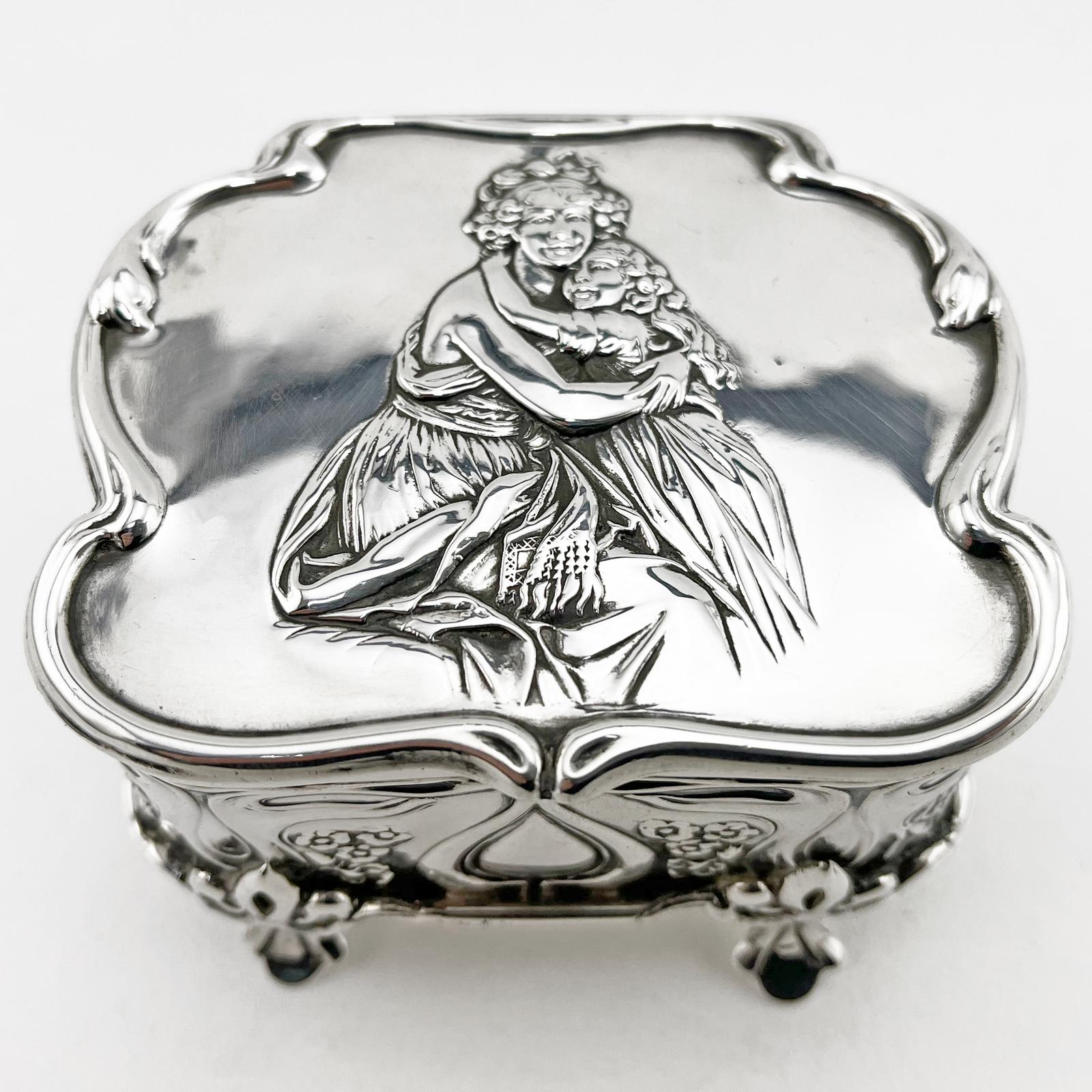 Silver Jewellery / Trinket Box Depicting Mother & Child (1 of 9) Silver Jewellery / Trinket Box Depicting Mother & Child (1 of 9)