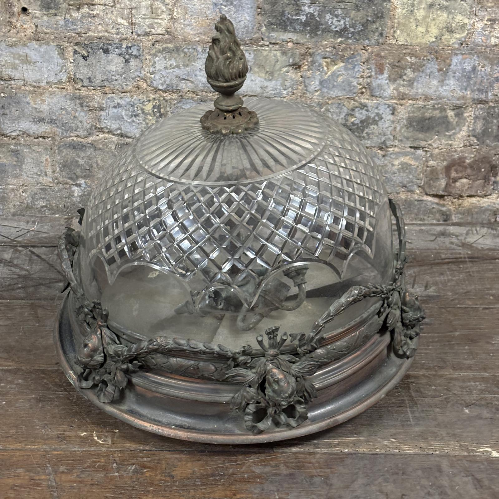 1900s Cut Glass and Bronze Light Fitting (1 of 6) 1900s Cut Glass and Bronze Light Fitting (1 of 6)