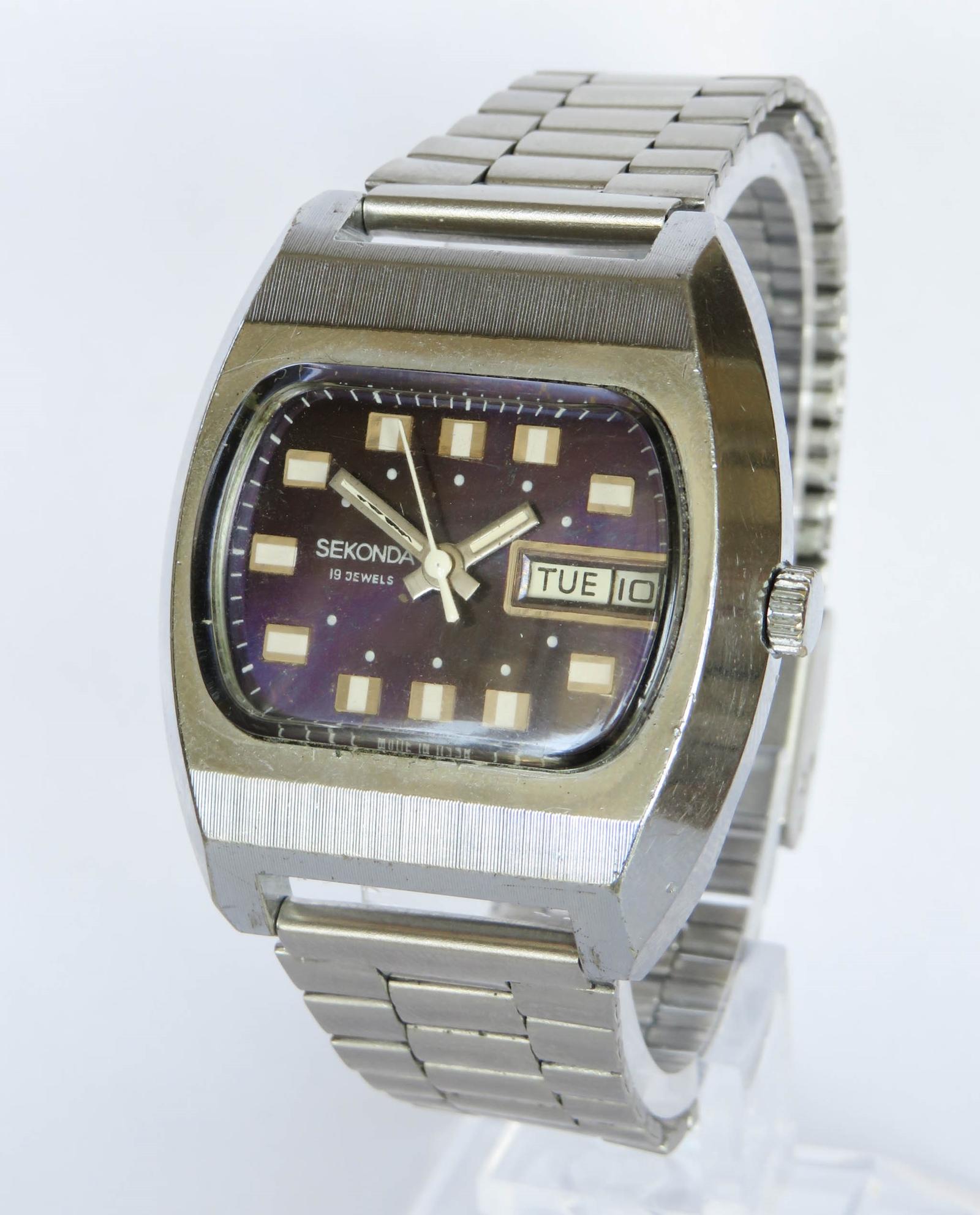 Watch: Gents 1970s Sekonda Wrist Watch (1 of 4) Watch: Gents 1970s Sekonda Wrist Watch (1 of 4)