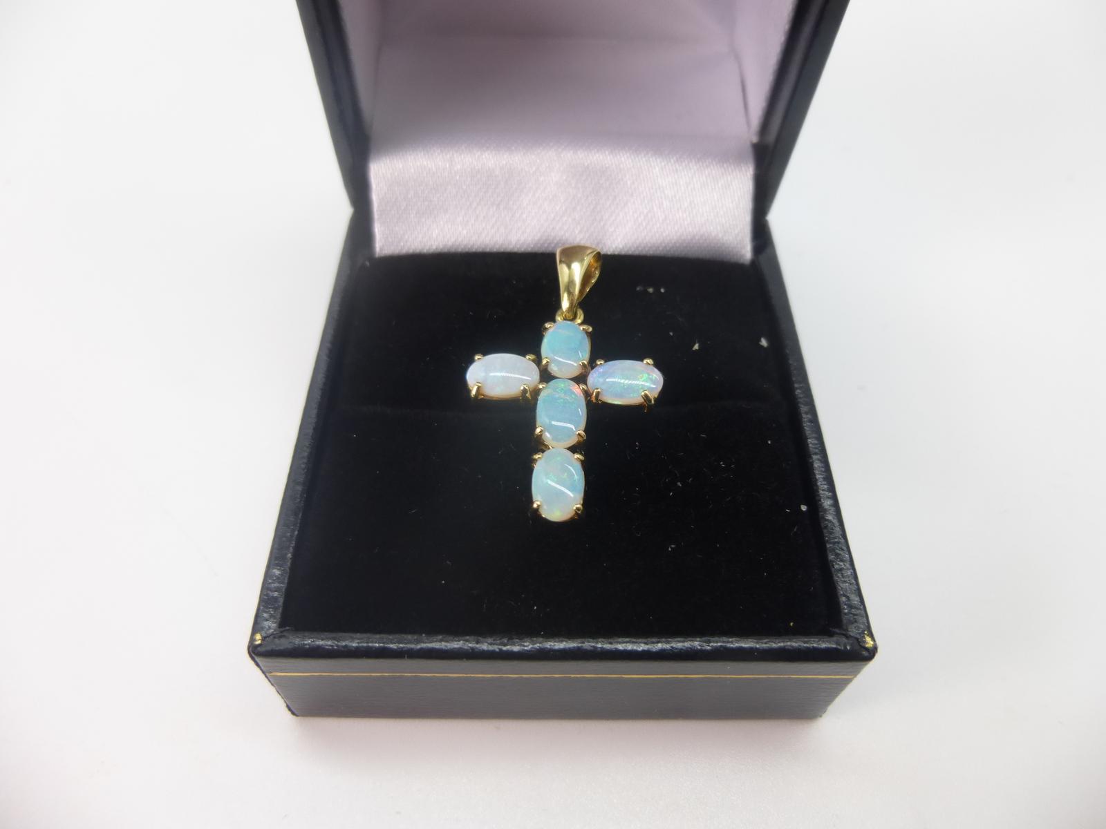 18ct Gold and Natural Opal Cross Pendant (1 of 5)