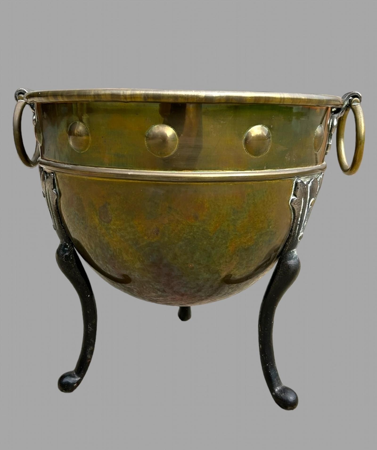 Brass Arts & Crafts Jardinière by Henry Loveridge (1 of 4)