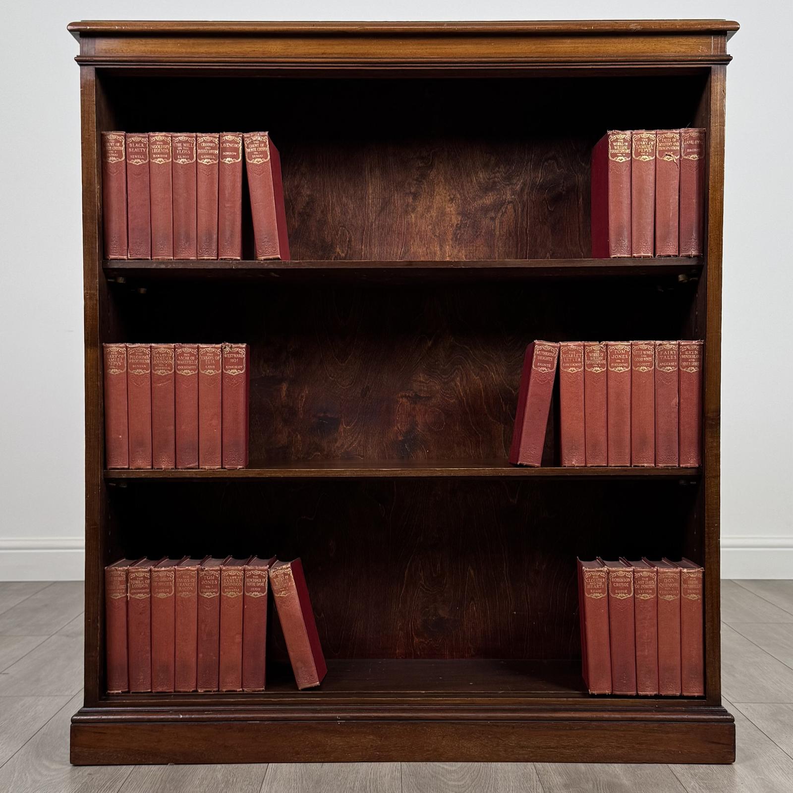 Antique 19th Century Good Quality Open Bookcase In Mahogany (1 of 10)