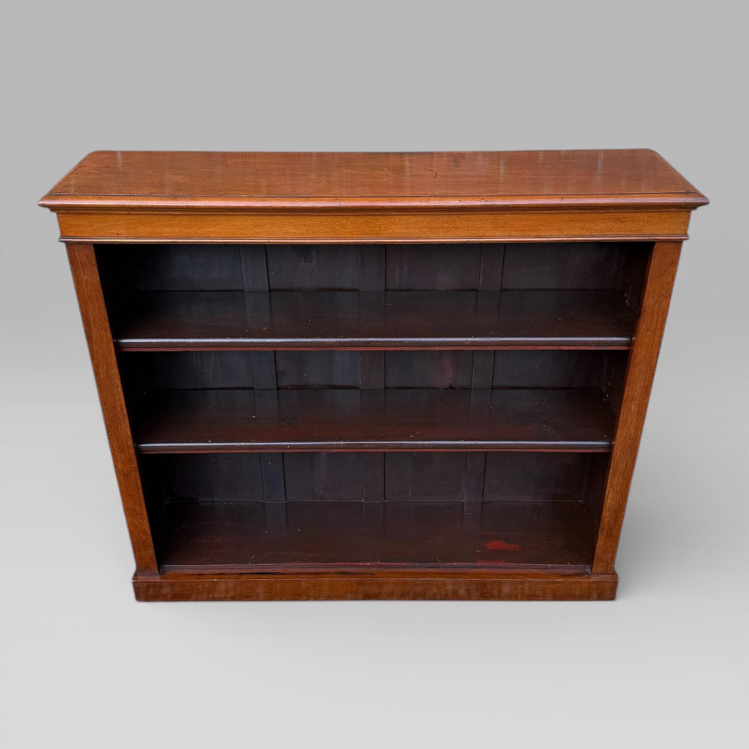 Antique Victorian Mahogany Open Bookcase with Adjustable Shelves (1 of 12) Antique Victorian Mahogany Open Bookcase with Adjustable Shelves (1 of 12)