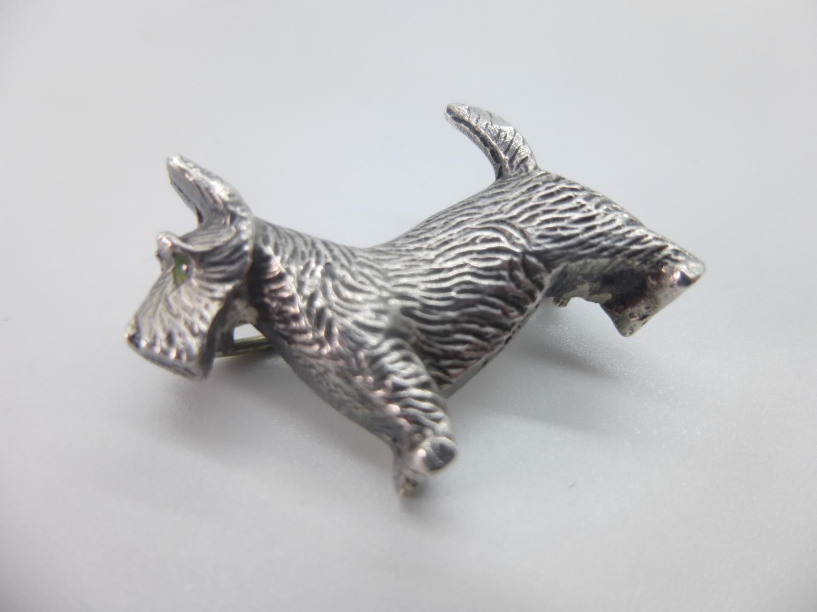 Silver Scottie Dog Brooch (1 of 5)