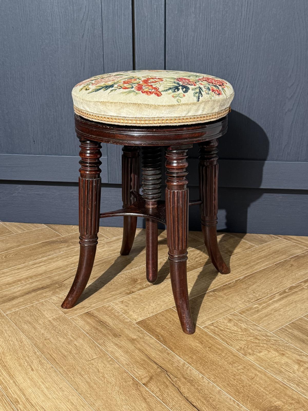 Regency Mahogany Revolving Piano Stool (1 of 5) Regency Mahogany Revolving Piano Stool (1 of 5)