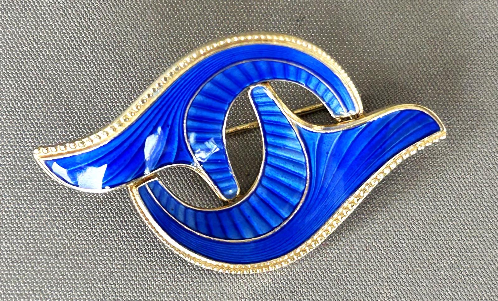 Norwegian Silver Gilt & Enamel Brooch (1 of 6) Norwegian Silver Gilt & Enamel Brooch (1 of 6)