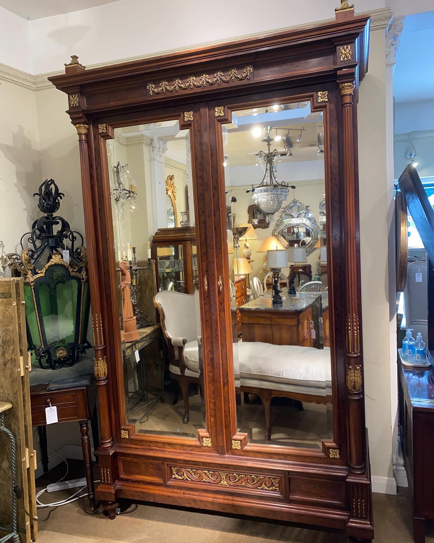 French Armoire in Plum Pudding Mahogany (1 of 10) French Armoire in Plum Pudding Mahogany (1 of 10)