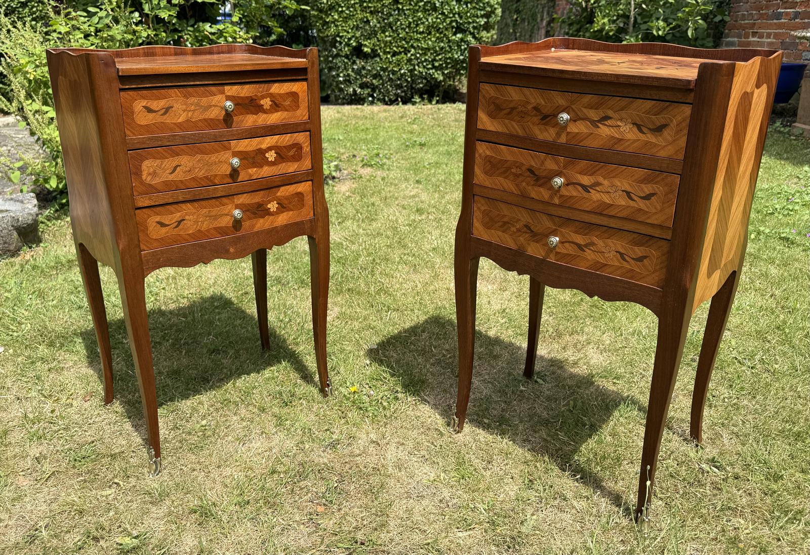 Pair of Quality Marquetry Bedside Tables (1 of 6) Pair of Quality Marquetry Bedside Tables (1 of 6)