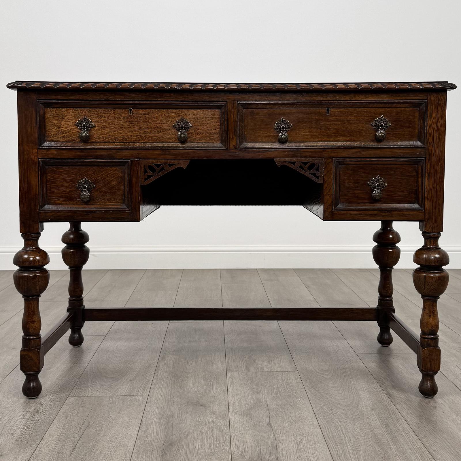 Antique 20th Century Good Quality Desk in Oak (1 of 11)