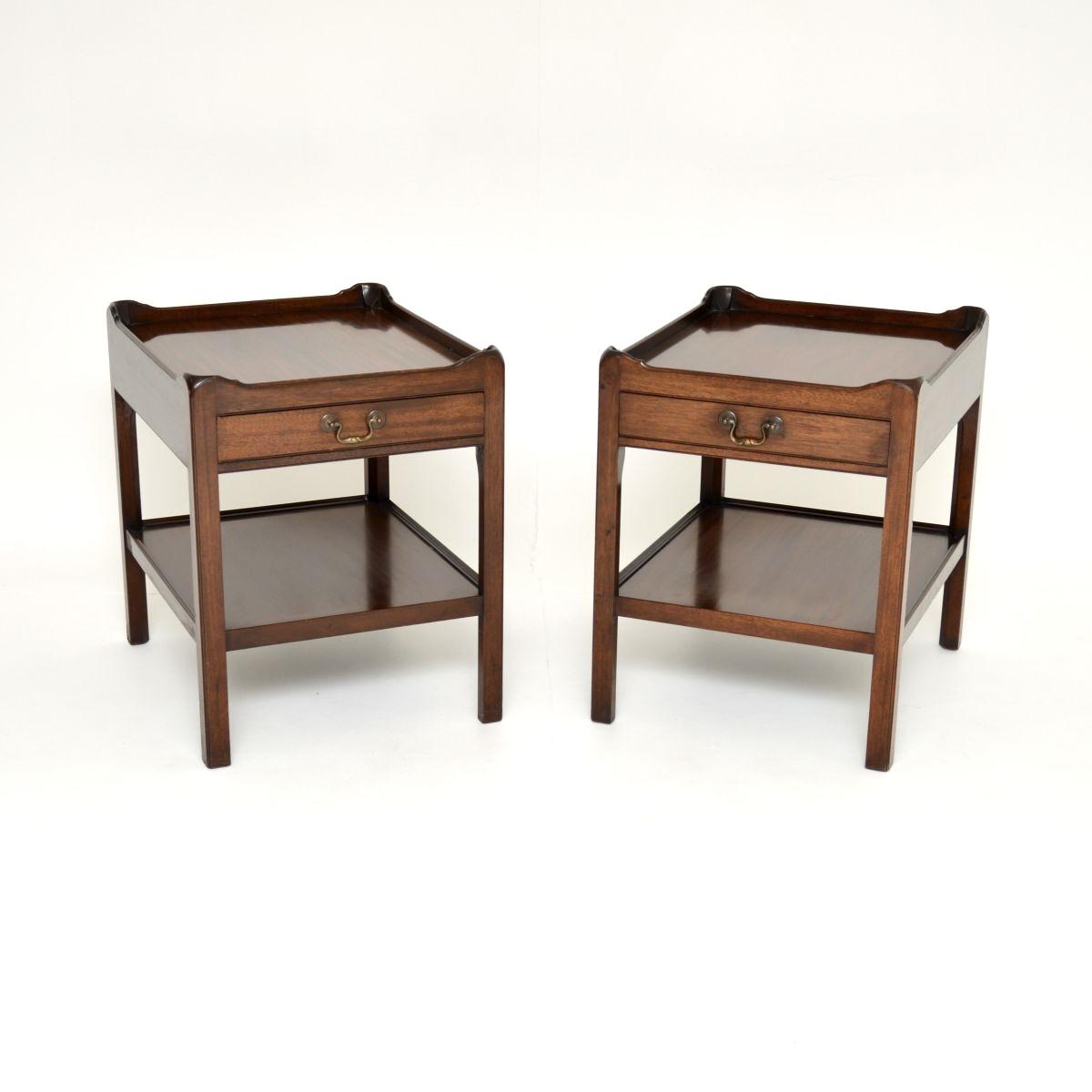 Pair of Antique Georgian Style Mahogany Side Tables (1 of 12)