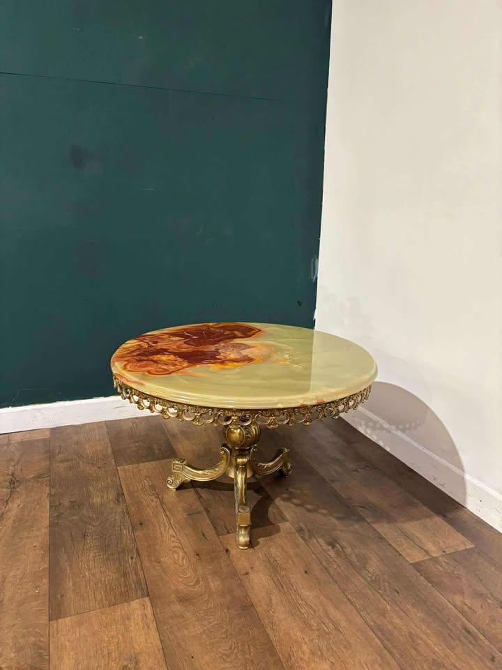 Italian Gilt Metal & Onyx Circular Coffee Table (1 of 16) Italian Gilt Metal & Onyx Circular Coffee Table (1 of 16)