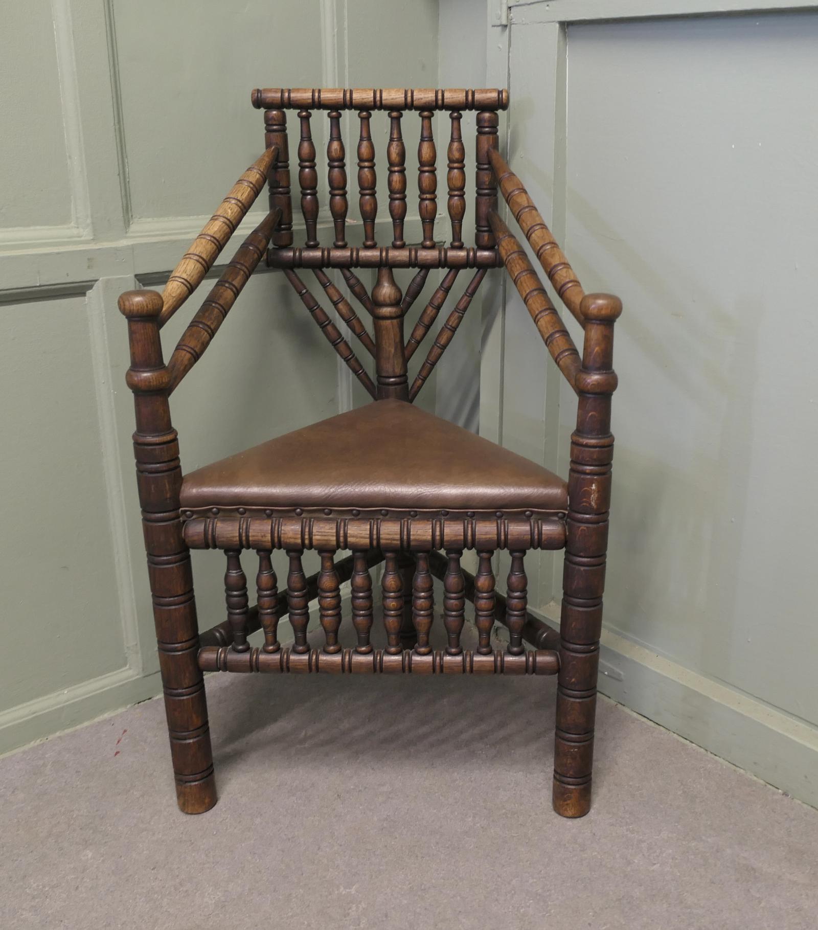 Fine Quality 19th Century Oak Turners Chair (1 of 6) Fine Quality 19th Century Oak Turners Chair (1 of 6)
