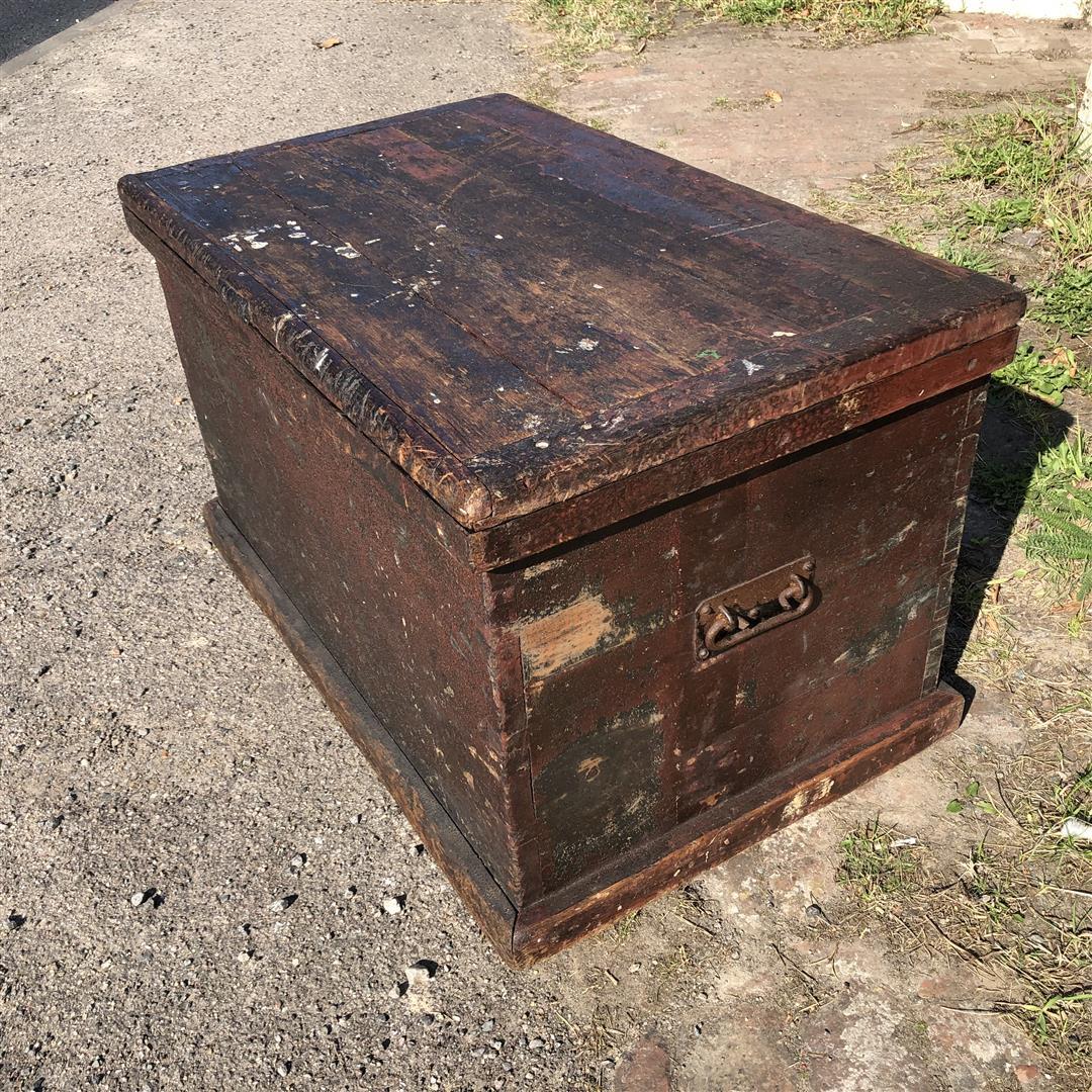 Large Old Rustic Pine Box 1920s (1 of 12)