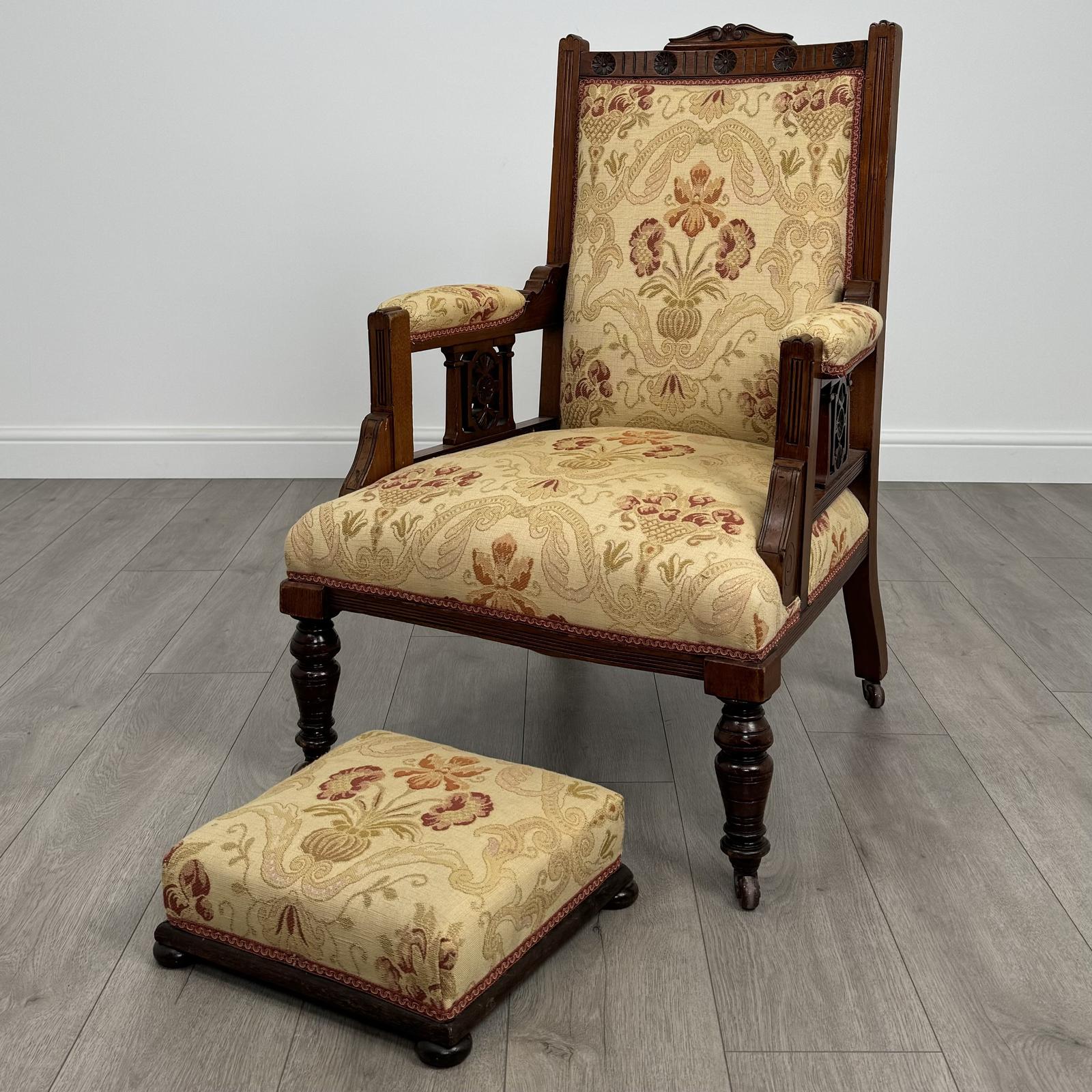 Antique 20th Century Good Quality Armchair in Mahogany (1 of 15)