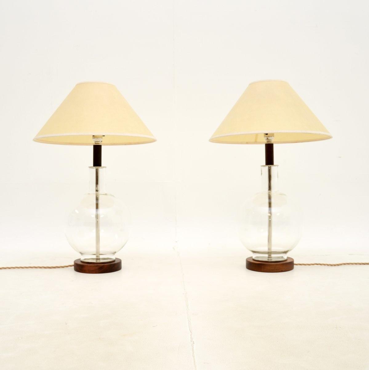 Pair of Vintage Italian Walnut & Glass Table Lamps (1 of 9)