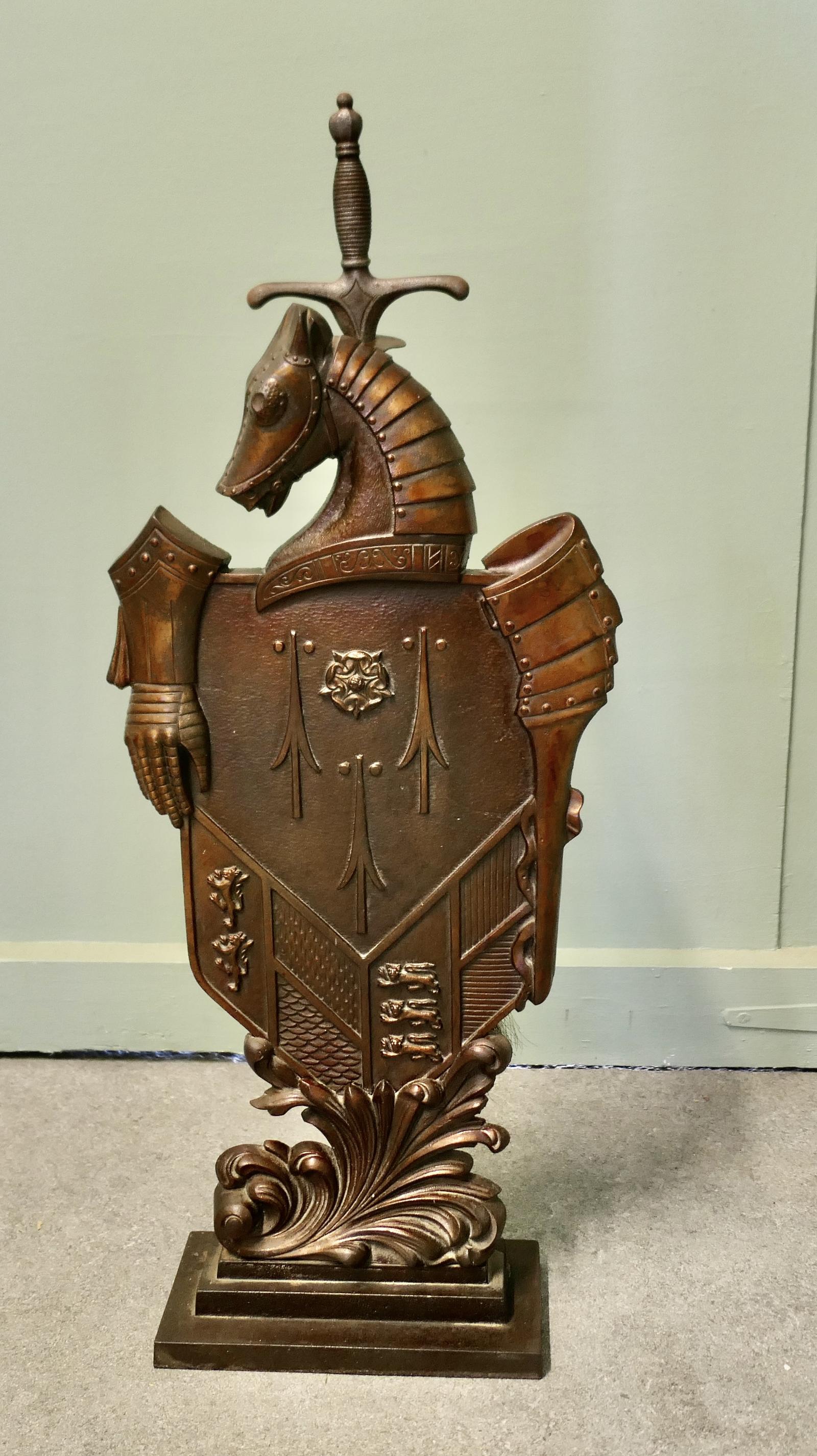 Iron Knight & Horse Armoured Companion Set / Fire Tools (1 of 6) Iron Knight & Horse Armoured Companion Set / Fire Tools (1 of 6)