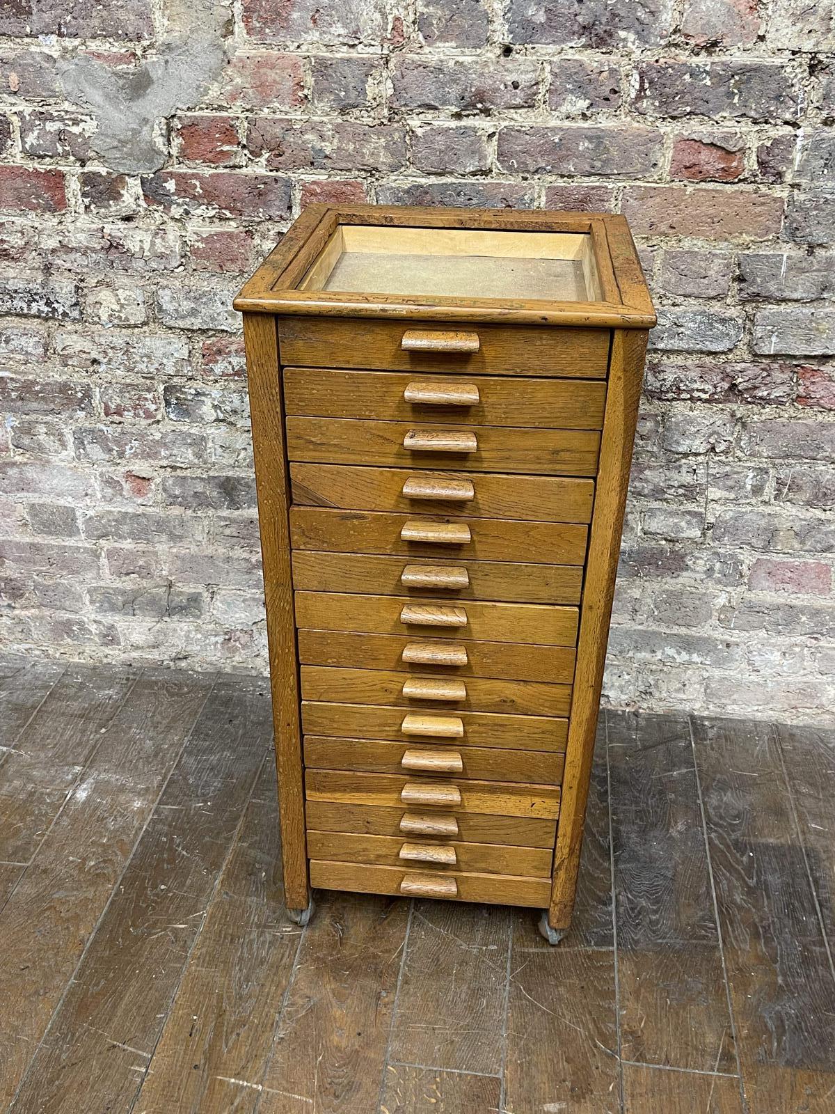 Oak Glamour Button Cabinet (1 of 13) Oak Glamour Button Cabinet (1 of 13)