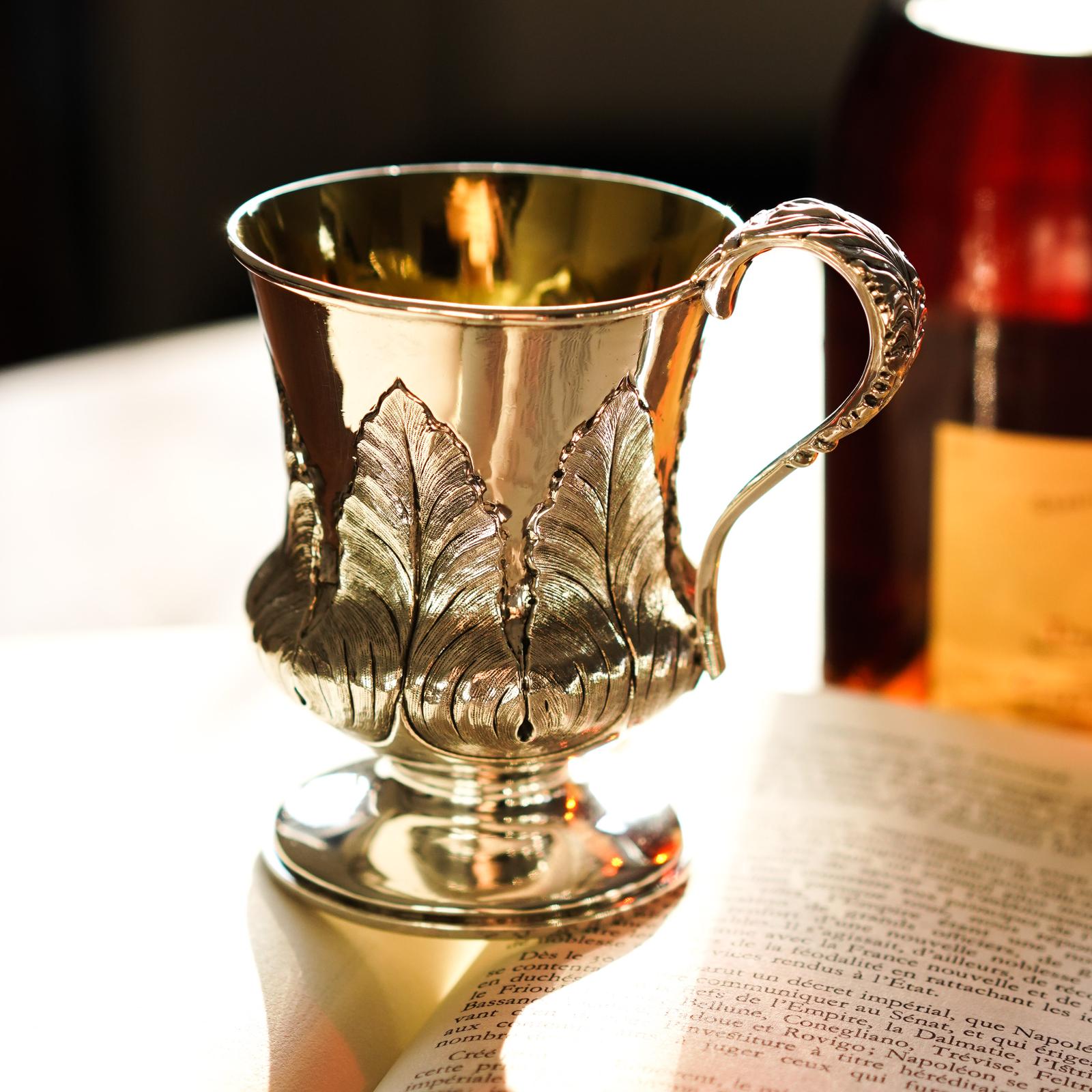 Antique Georgian Solid Silver Mug Cup with Chased Laurel Leaves - London c.1800 (1 of 14)