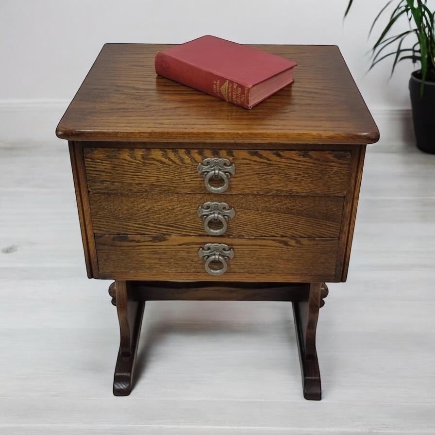 Vintage Bedside Cabinet by Webber Furniture c.1970 (1 of 8)