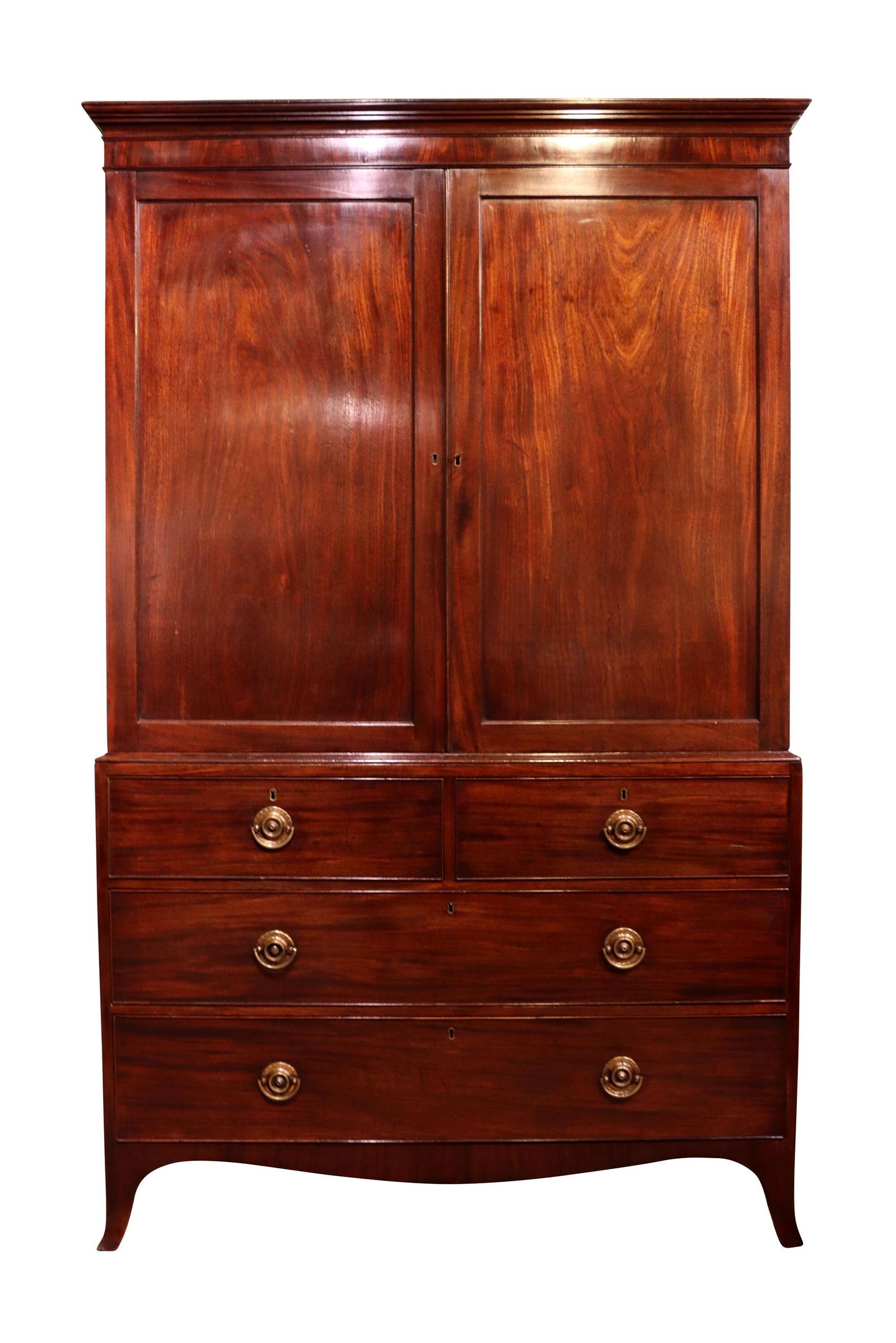 Fine George III Mahogany Linen Press c.1800 (1 of 4) Fine George III Mahogany Linen Press c.1800 (1 of 4)