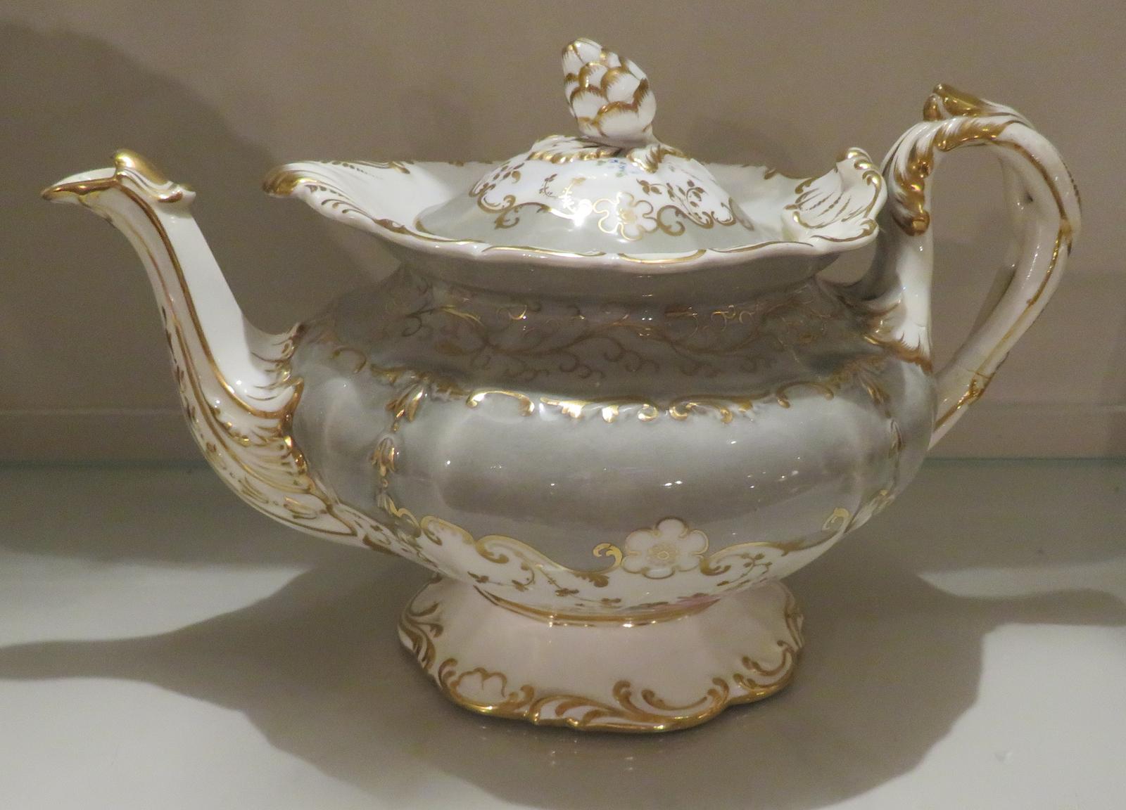 Coalport Teapot c.1880 (1 of 1)