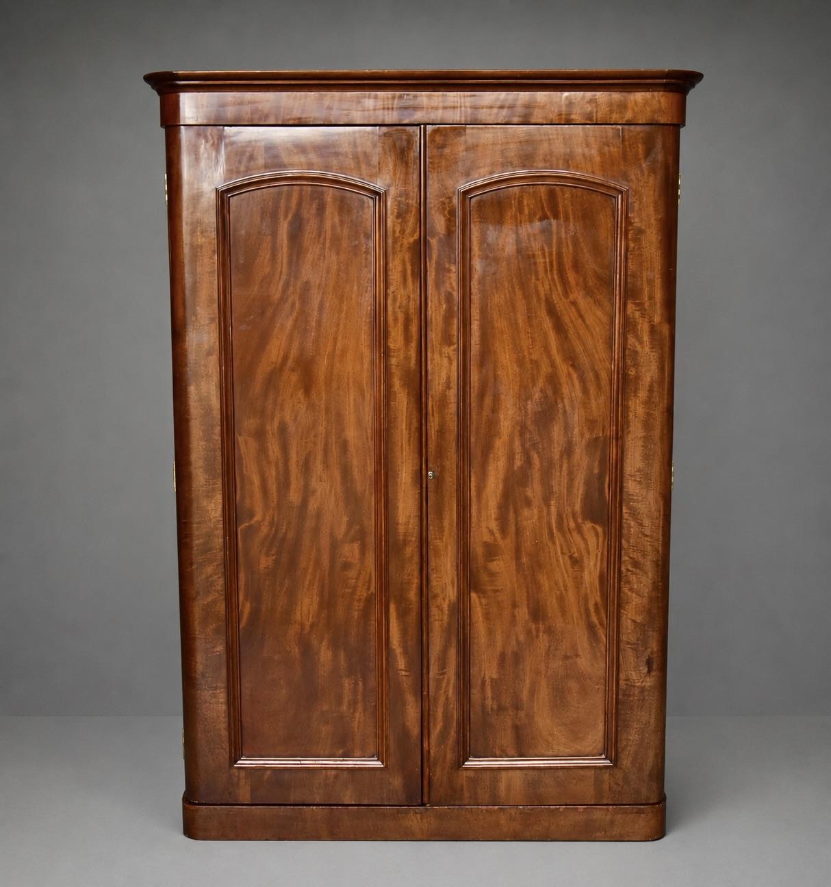 Victorian Mahogany Double Wardrobe (1 of 7) Victorian Mahogany Double Wardrobe (1 of 7)