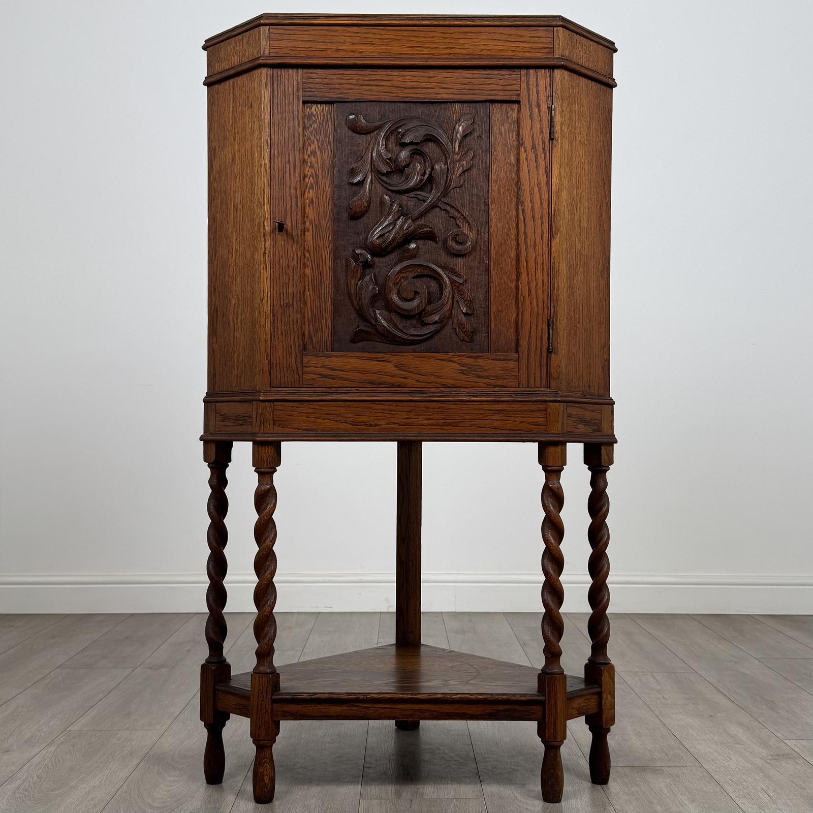 Corner Cabinets - main image