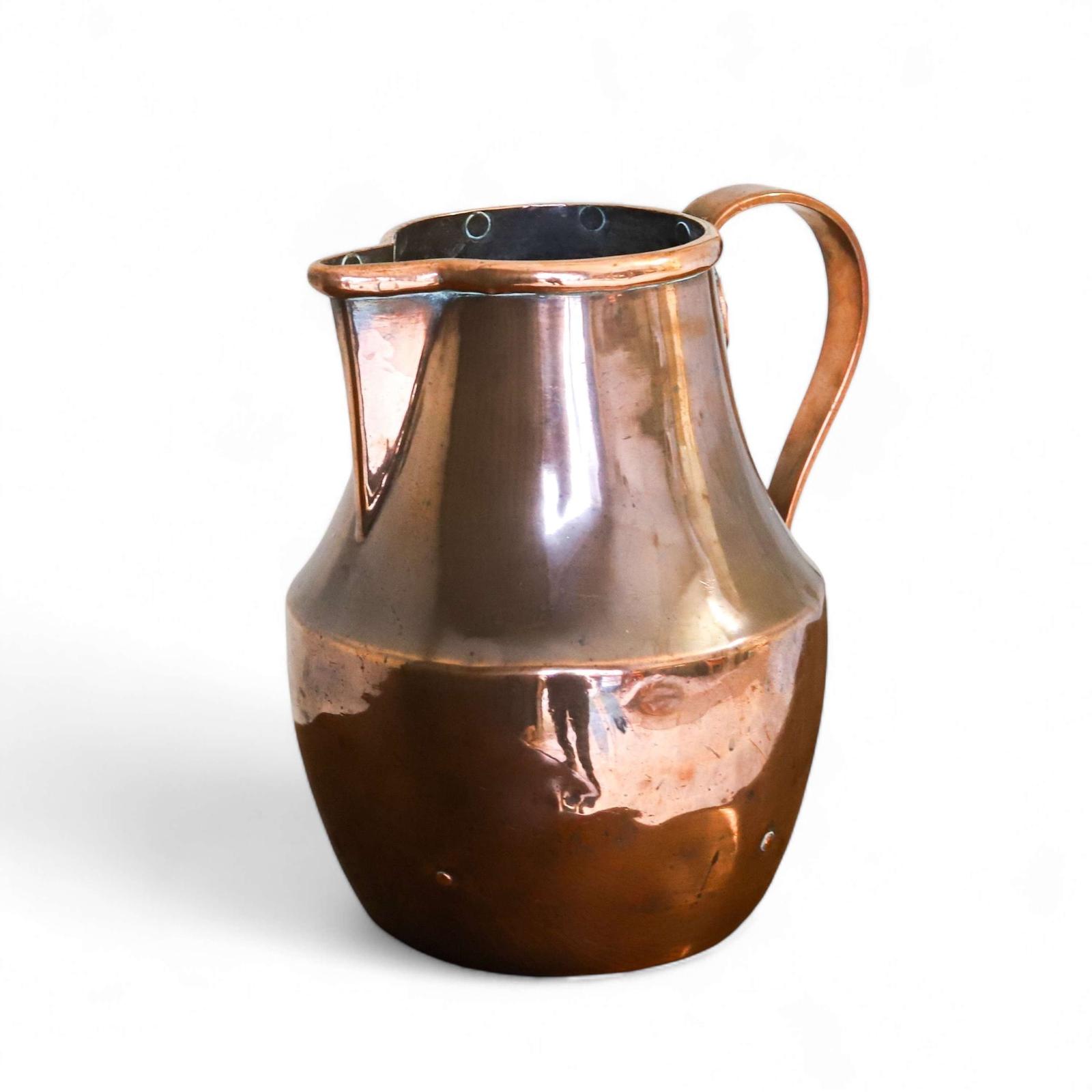 Large Good Quality English Georgian Copper Jug circa 1800 (1 of 7)