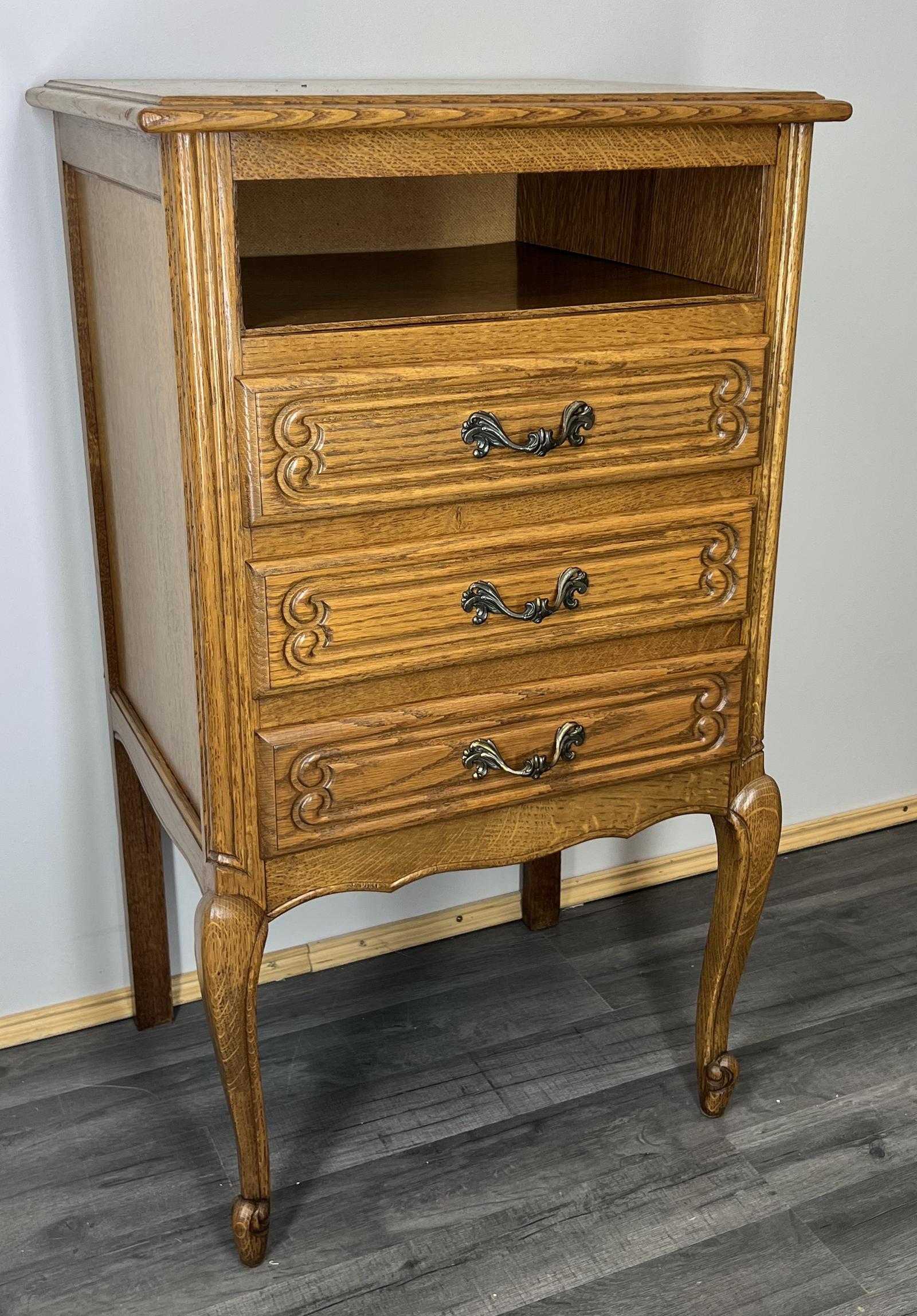 Vintage French  Chest of Drawers / Sideboard / Cabinet (1 of 8)