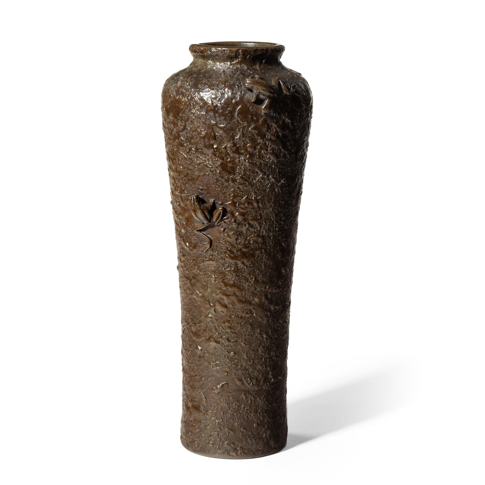 Meiji Period Bronze Vase with Two Frogs (1 of 7)