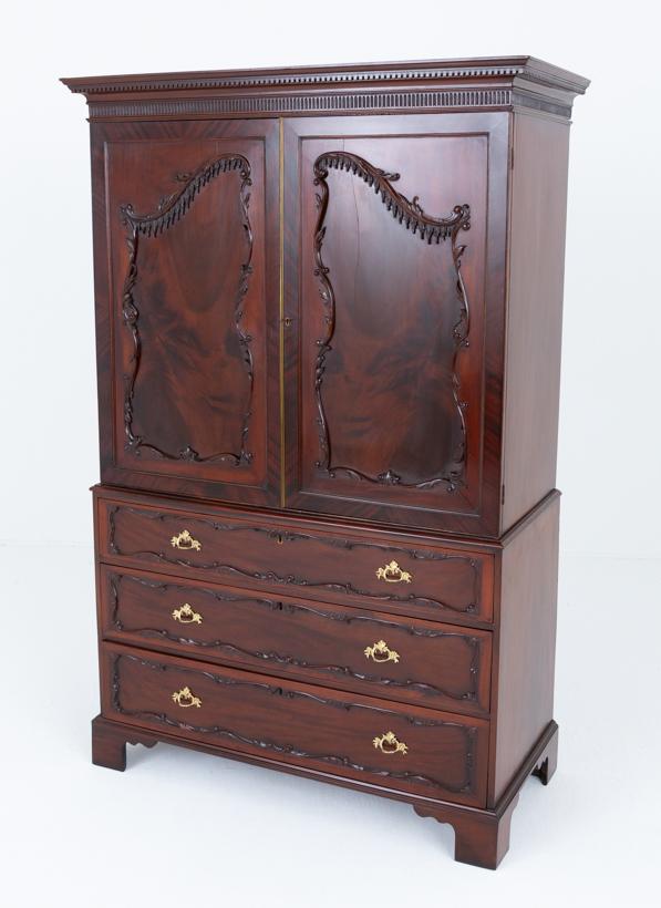 Wonderful Mahogany Chippendale Style Linen Press (1 of 14)