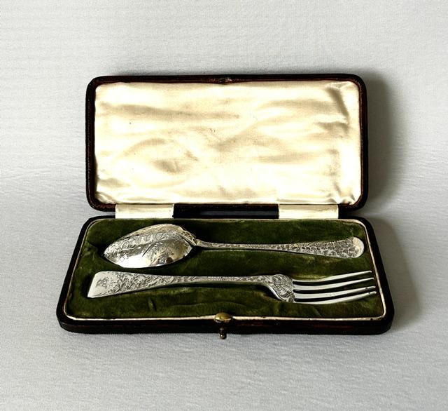 Gorgeous Late Victorian Boxed Silver Christening Set (1 of 9) Gorgeous Late Victorian Boxed Silver Christening Set (1 of 9)