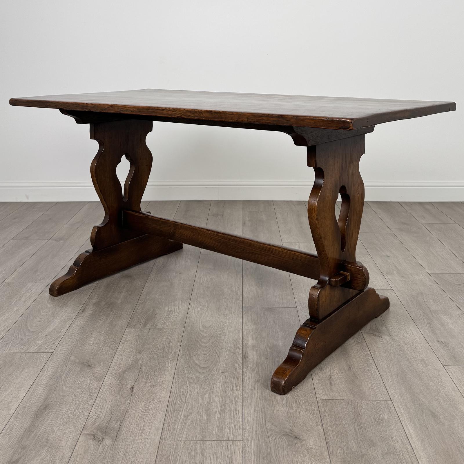 Antique 20th Century Quality Refrectory Style Dining Table in Oak (1 of 6)