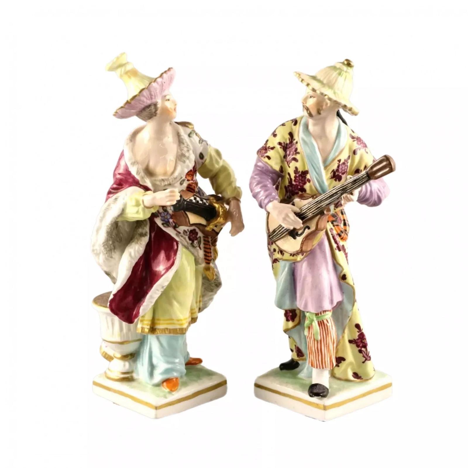 Porcelain pair Chinese Musicians. KPM. (1 of 7) Porcelain pair Chinese Musicians. KPM. (1 of 7)