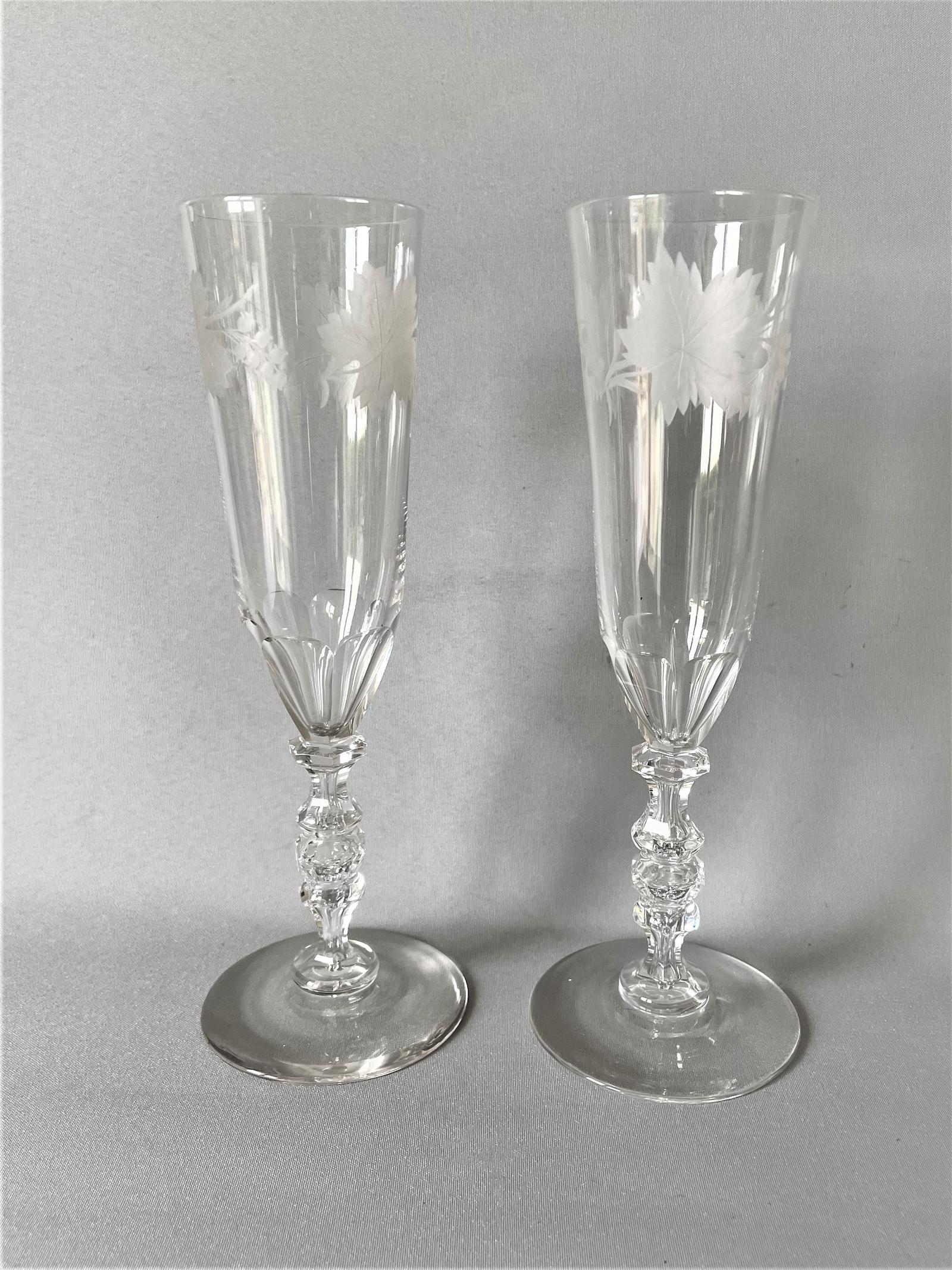 A Stunning Pair Of Victorian Cut & Etched Champagne Flutes (1 of 5) A Stunning Pair Of Victorian Cut & Etched Champagne Flutes (1 of 5)