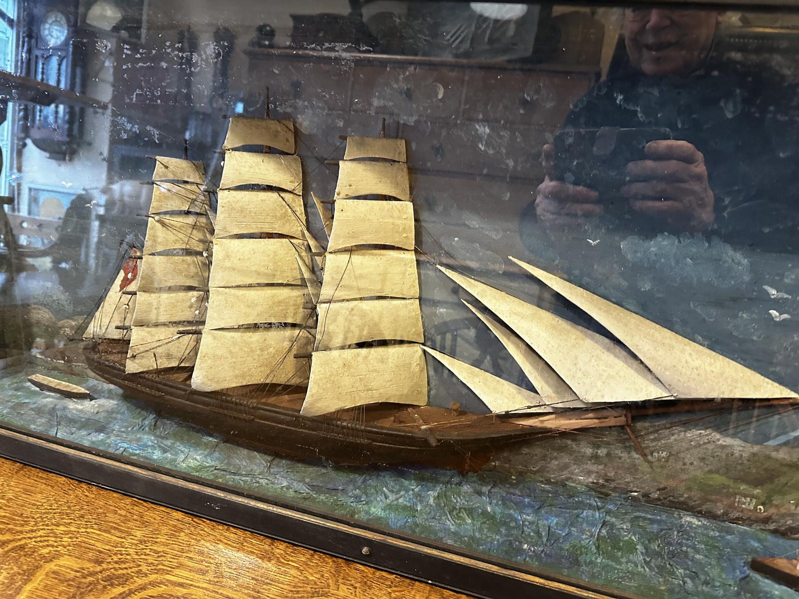 Super Large Diorama. Victorian (1 of 7)