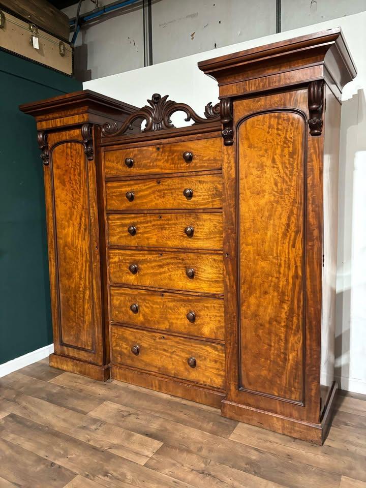 Victorian Gentleman's Compactum Wardrobe (1 of 14)