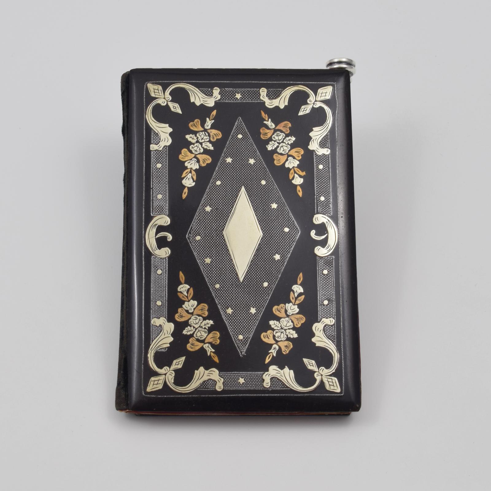 French Lacquered Silver & Gold Inlay Aide Memoire Sampson Mordan Silver & Citrine Pencil (1 of 19) French Lacquered Silver & Gold Inlay Aide Memoire Sampson Mordan Silver & Citrine Pencil (1 of 19)