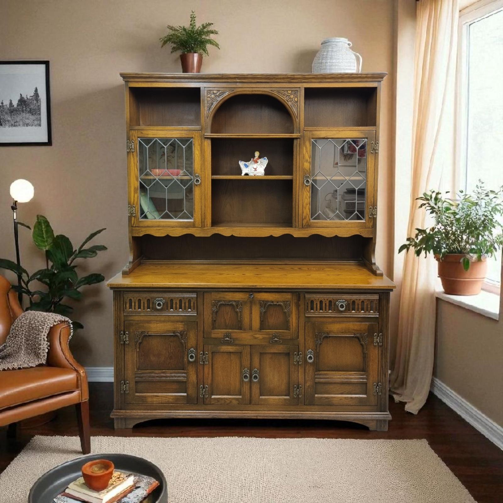 Vintage Old Charm Wood Bros Dresser / Drink Cabinet / Light Oak / Made in England 1960s (1 of 7)