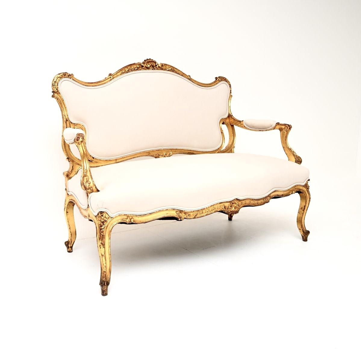 Antique French Carved Giltwood Settee (1 of 10) Antique French Carved Giltwood Settee (1 of 10)