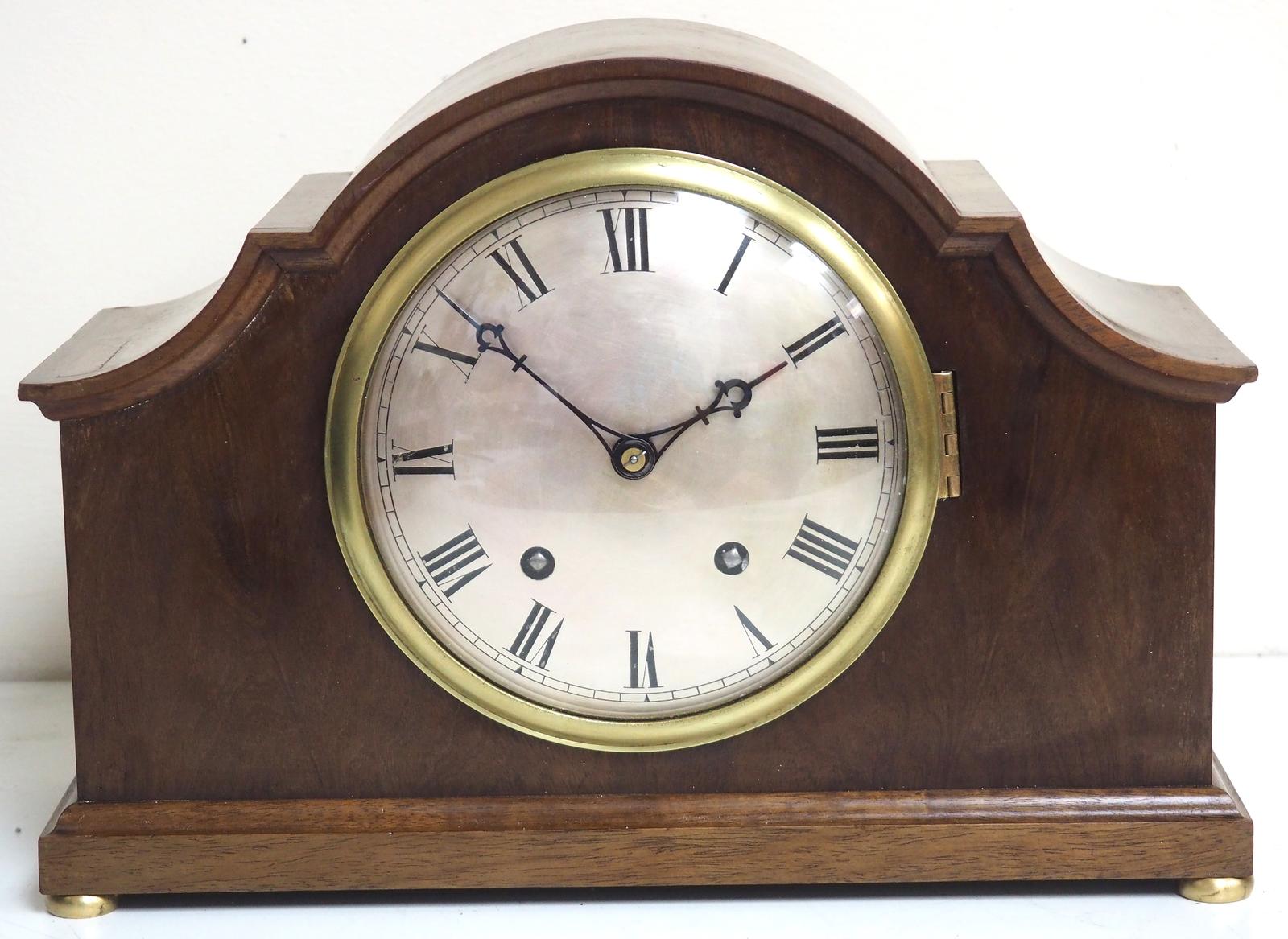 German Quarter Striking Walnut Bracket Clock / Mantel Clock (1 of 11) German Quarter Striking Walnut Bracket Clock / Mantel Clock (1 of 11)