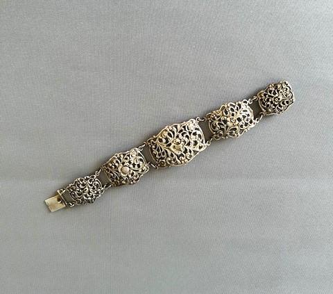 Vintage Silver Floral Panel Link Bracelet (1 of 10)