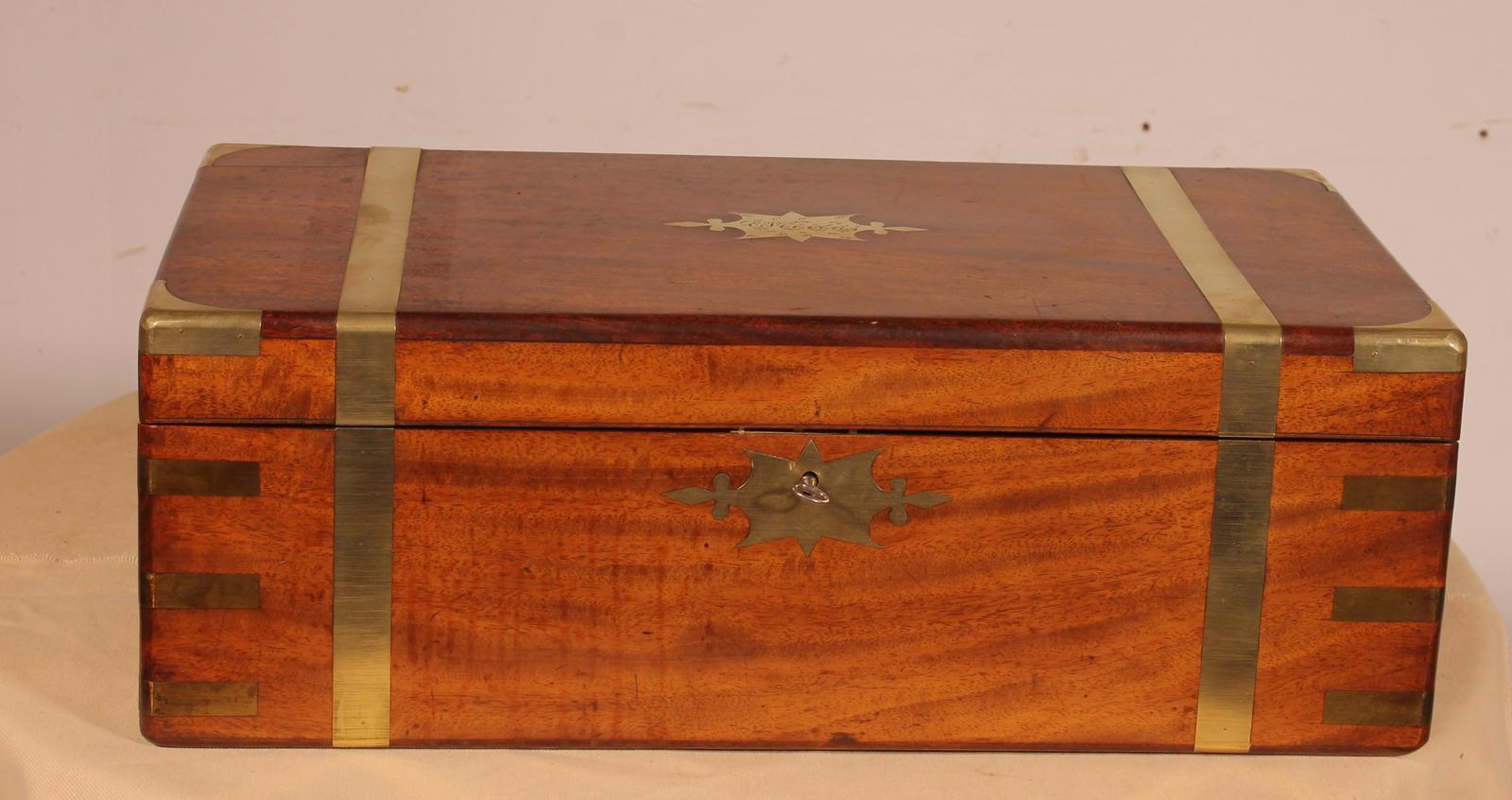 Mahogany Marine Or Campaign Writing Slope With A Hidden Compartment, 19th Century (1 of 13)