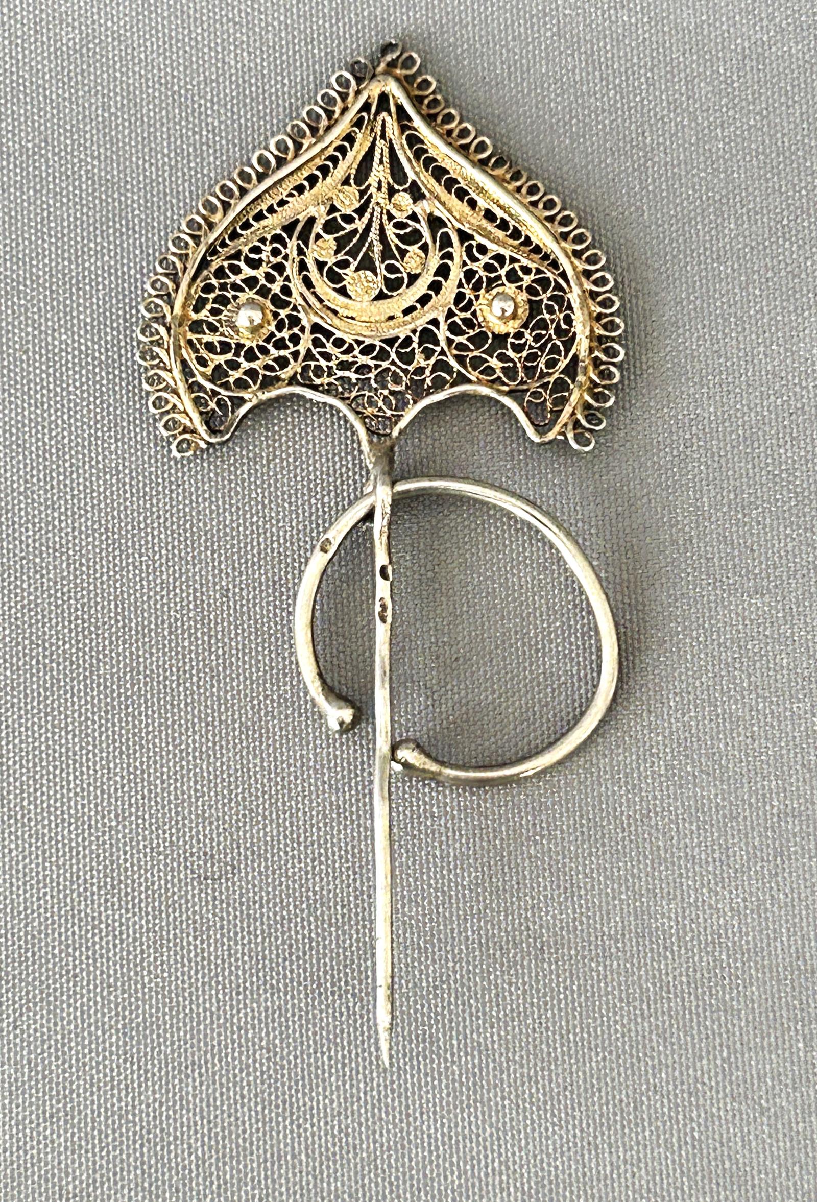 French Silver Gilt Filigree Scarf Pin (1 of 5)