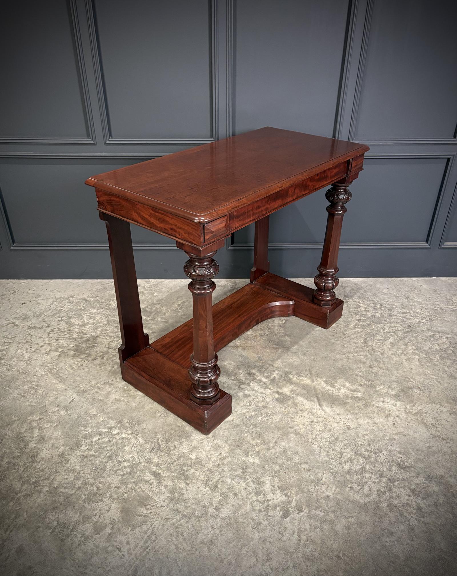Mahogany Console Table (1 of 15) Mahogany Console Table (1 of 15)